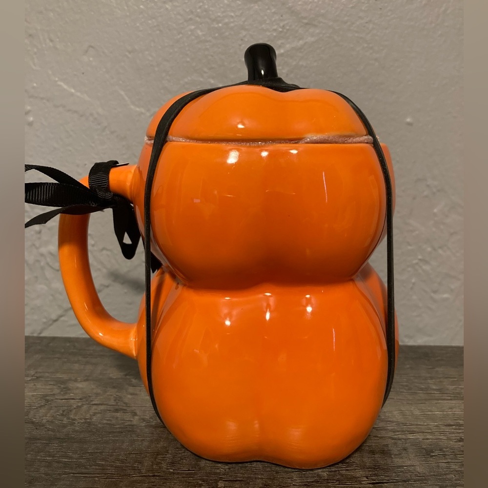 Rae Dunn Halloween Pumpkin Coffee Mug with Lid - Picture 2 of 7